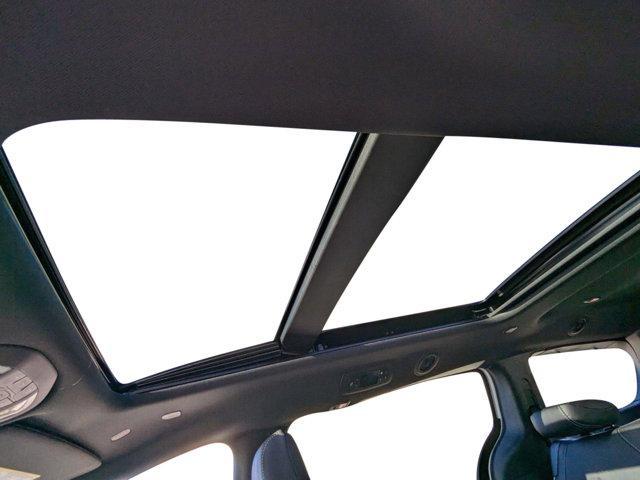 new 2025 Chrysler Pacifica car, priced at $44,075