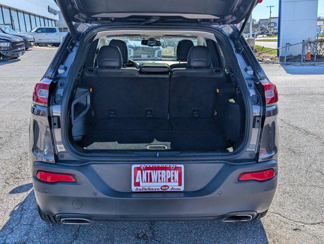 used 2018 Jeep Cherokee car, priced at $18,995