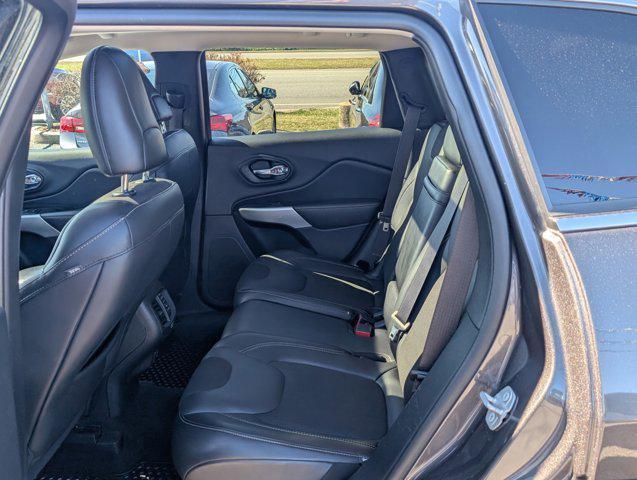 used 2018 Jeep Cherokee car, priced at $18,995