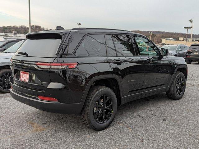 new 2024 Jeep Grand Cherokee car, priced at $45,030