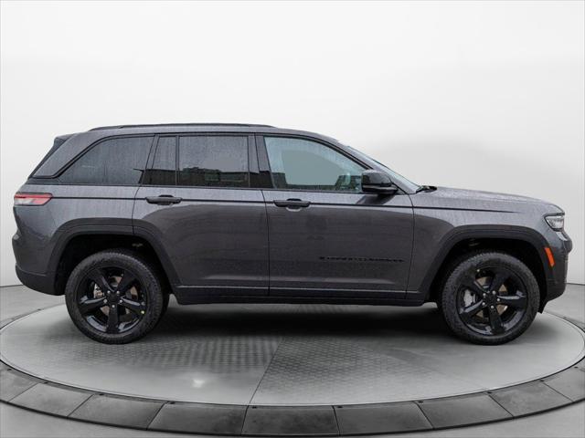 new 2025 Jeep Grand Cherokee car, priced at $51,023