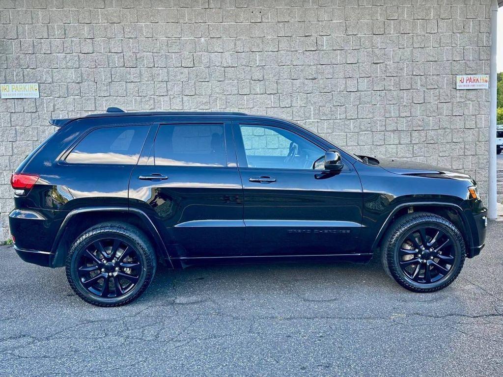 used 2018 Jeep Grand Cherokee car, priced at $15,495