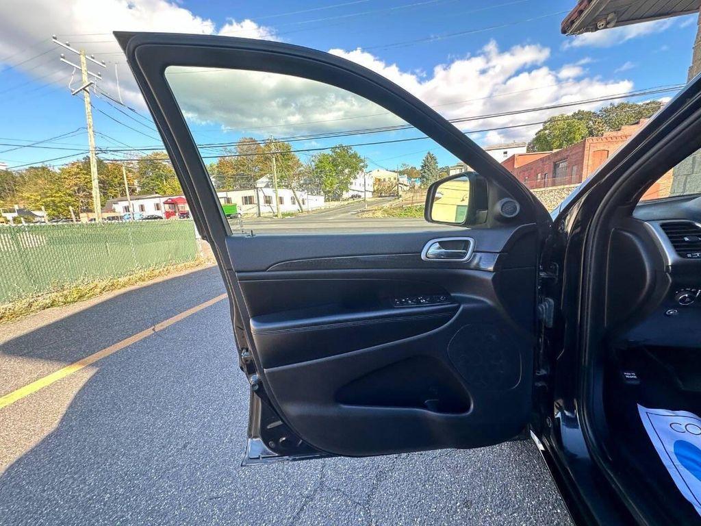 used 2018 Jeep Grand Cherokee car, priced at $15,495