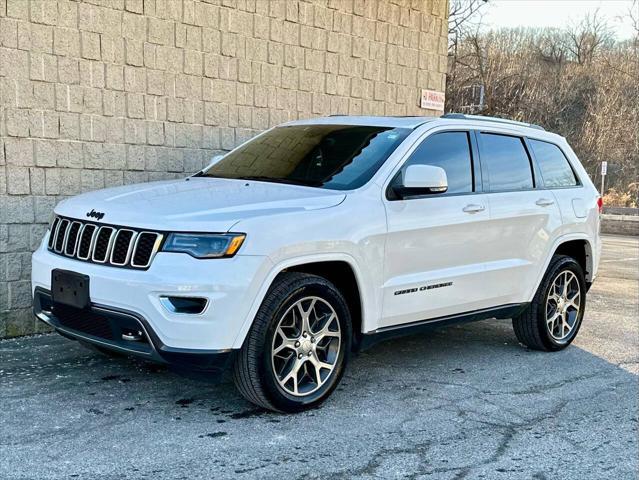 used 2018 Jeep Grand Cherokee car, priced at $15,999