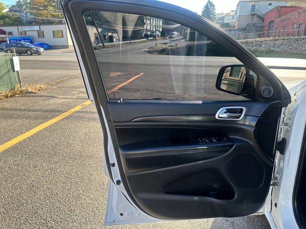 used 2020 Jeep Grand Cherokee car, priced at $20,999