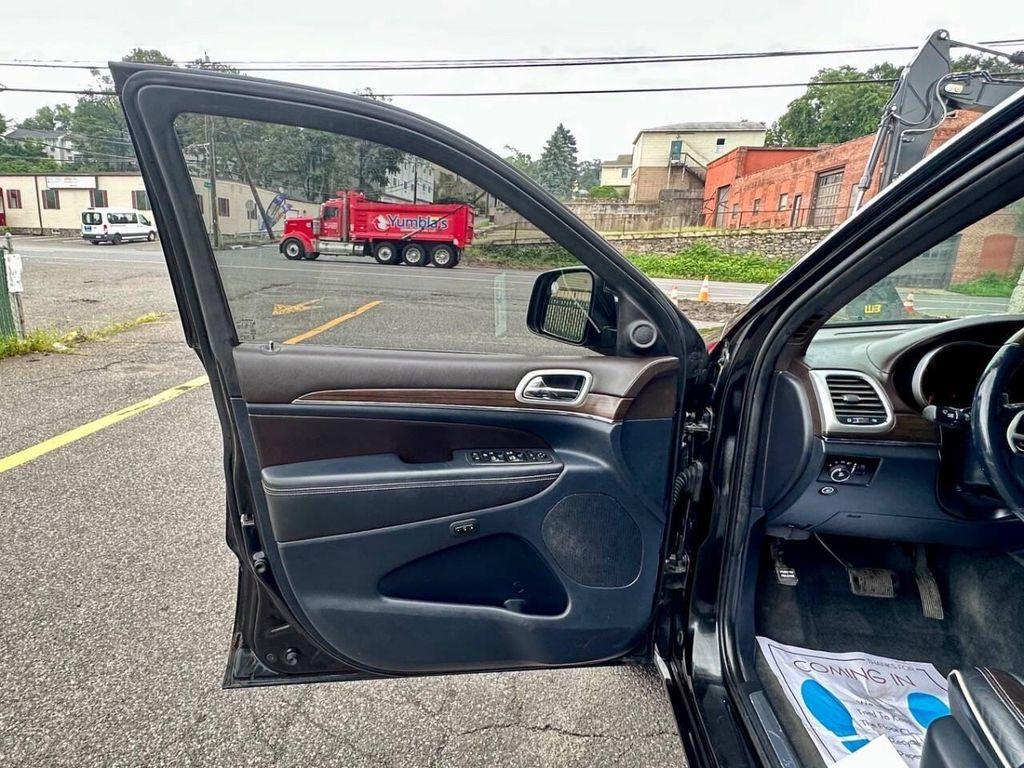 used 2014 Jeep Grand Cherokee car, priced at $10,495