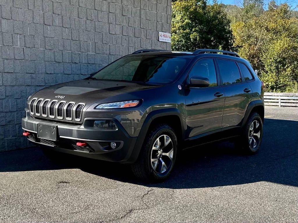 used 2016 Jeep Cherokee car, priced at $10,499