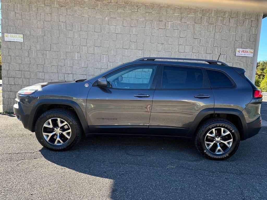 used 2016 Jeep Cherokee car, priced at $10,499