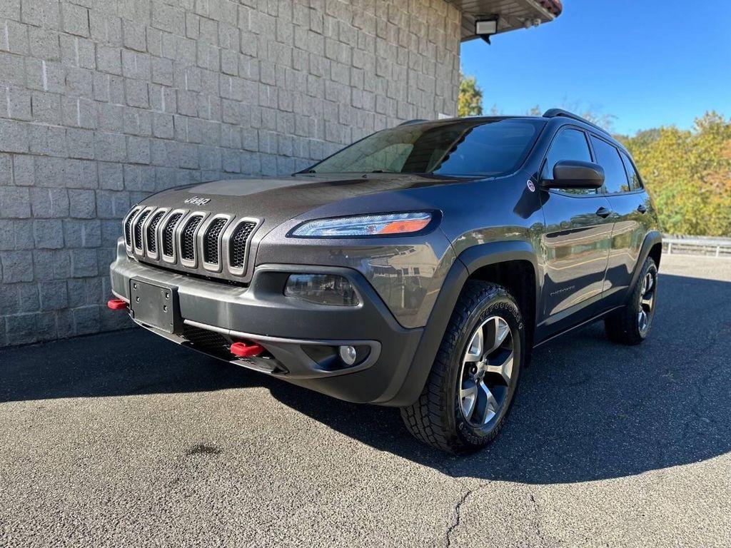used 2016 Jeep Cherokee car, priced at $10,499