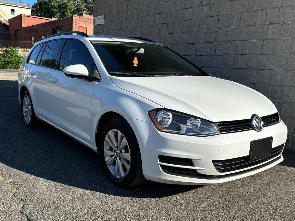 used 2017 Volkswagen Golf SportWagen car, priced at $8,999