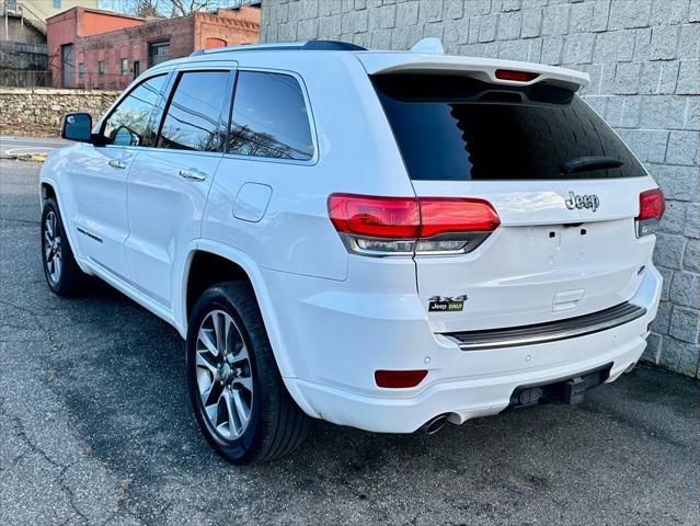 used 2017 Jeep Grand Cherokee car, priced at $14,749