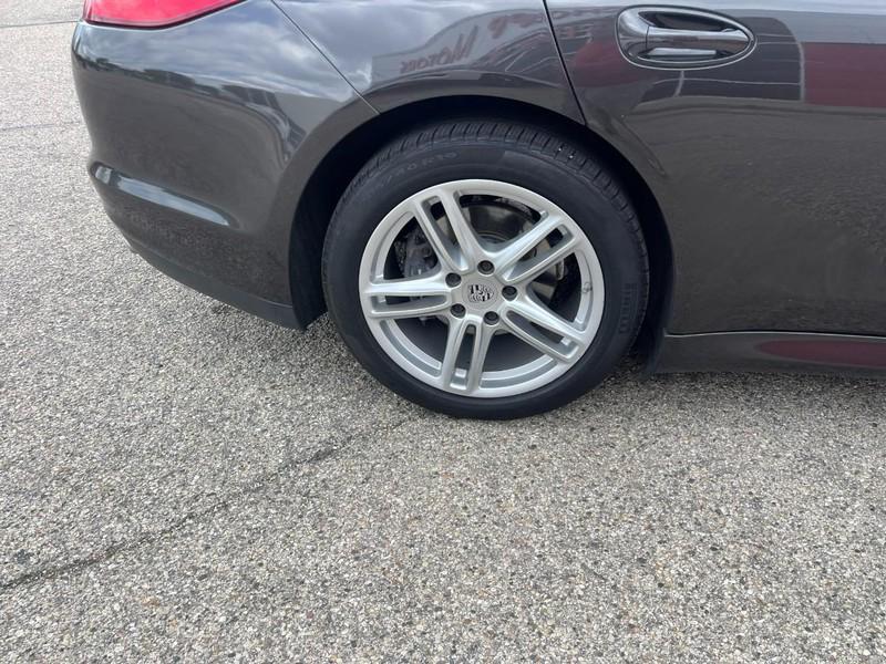 used 2013 Porsche Panamera car, priced at $25,900