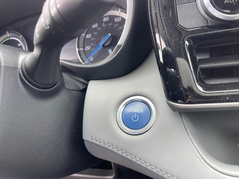 used 2020 Toyota Highlander Hybrid car, priced at $32,503