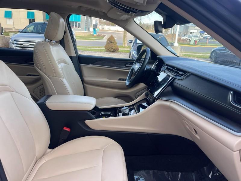 used 2022 Jeep Grand Cherokee L car, priced at $33,994