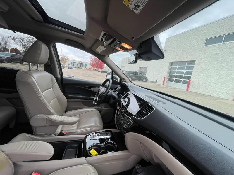 used 2020 Honda Pilot car, priced at $23,995