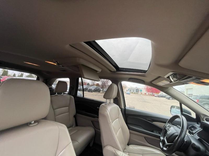 used 2020 Honda Pilot car, priced at $23,995