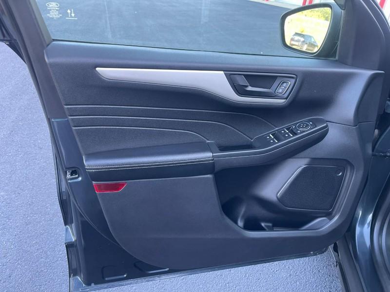 used 2022 Ford Escape car, priced at $18,993