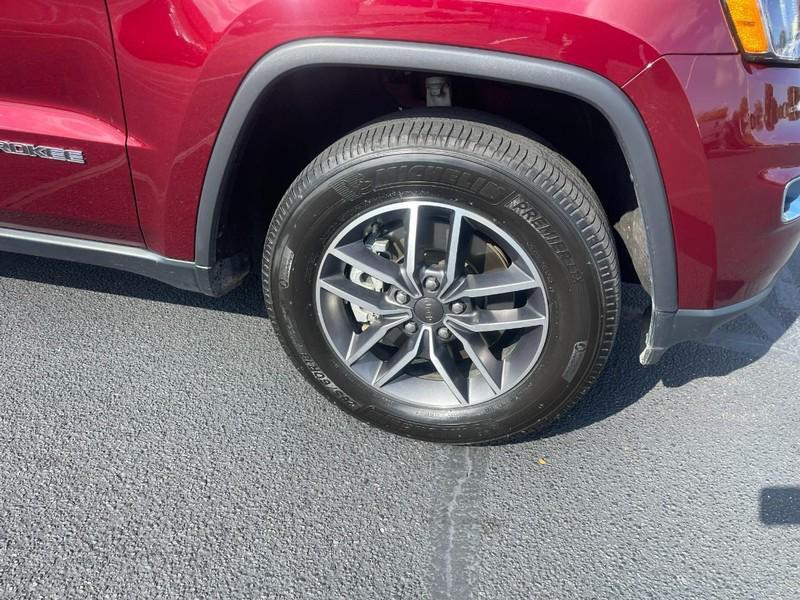 used 2022 Jeep Grand Cherokee car, priced at $32,999