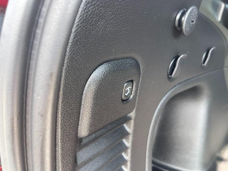 used 2022 Jeep Grand Cherokee car, priced at $32,999