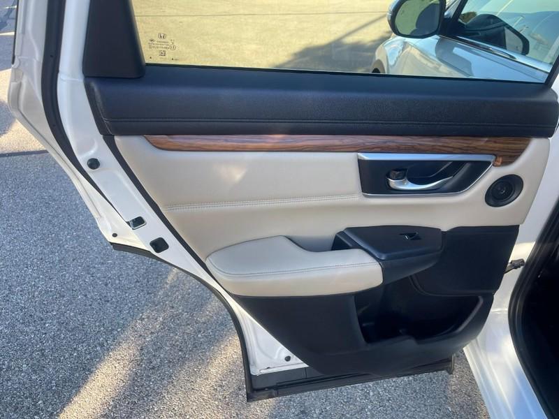 used 2017 Honda CR-V car, priced at $22,995