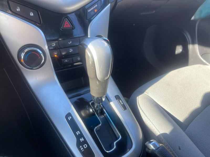 used 2014 Chevrolet Cruze car, priced at $7,999