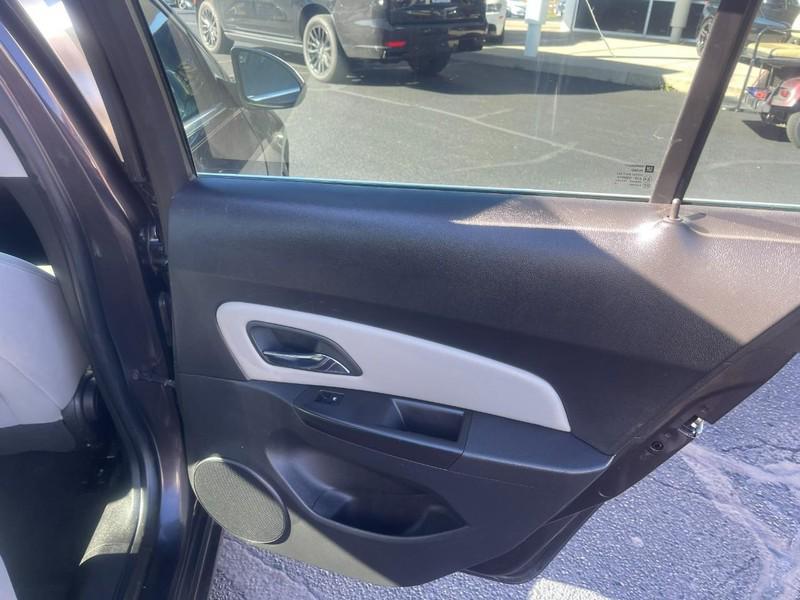 used 2014 Chevrolet Cruze car, priced at $7,999