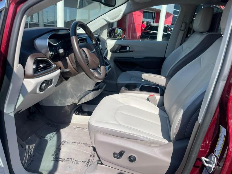 used 2017 Chrysler Pacifica car, priced at $17,993