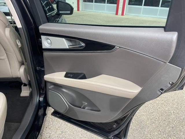 used 2022 Lincoln Nautilus car, priced at $29,502