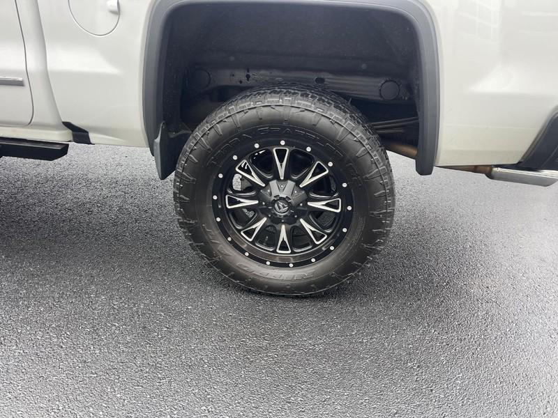 used 2016 GMC Sierra 1500 car, priced at $27,500