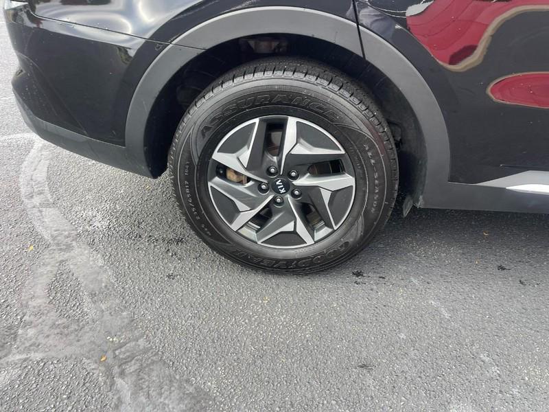 used 2021 Kia Sorento Hybrid car, priced at $25,996