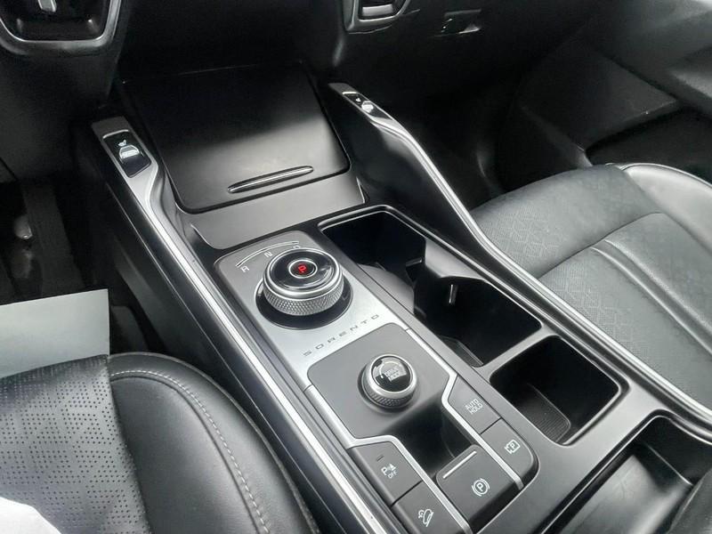 used 2021 Kia Sorento Hybrid car, priced at $25,996