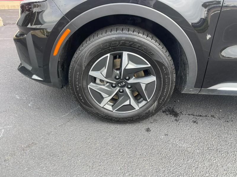 used 2021 Kia Sorento Hybrid car, priced at $25,996