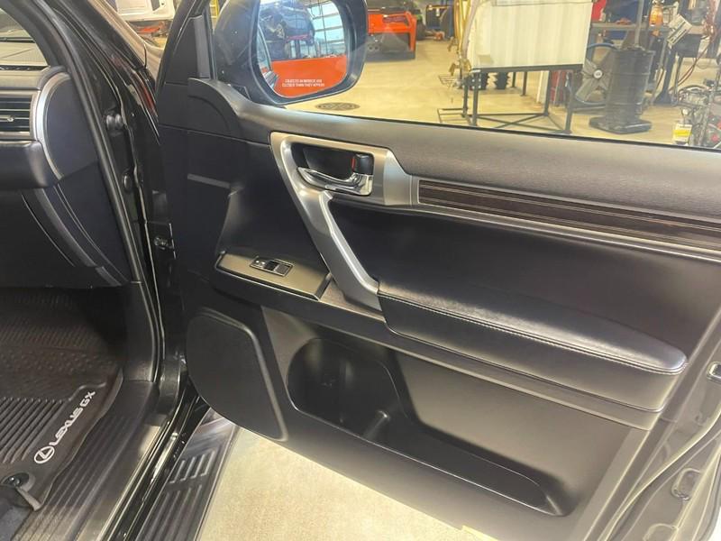 used 2023 Lexus GX 460 car, priced at $61,502