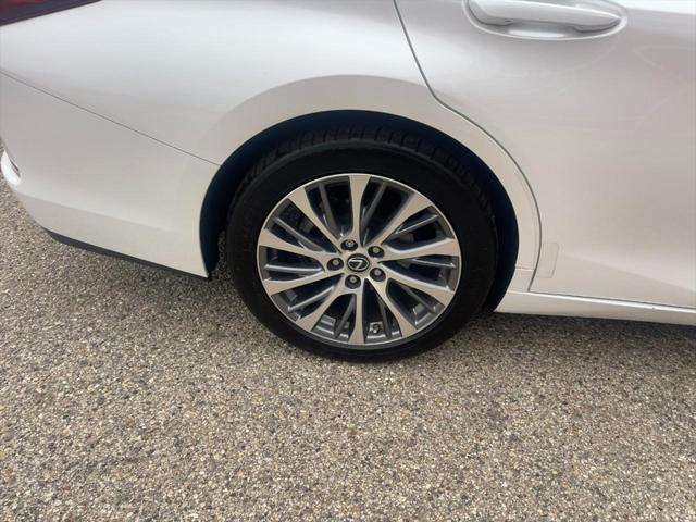 used 2020 Lexus ES 350 car, priced at $31,993