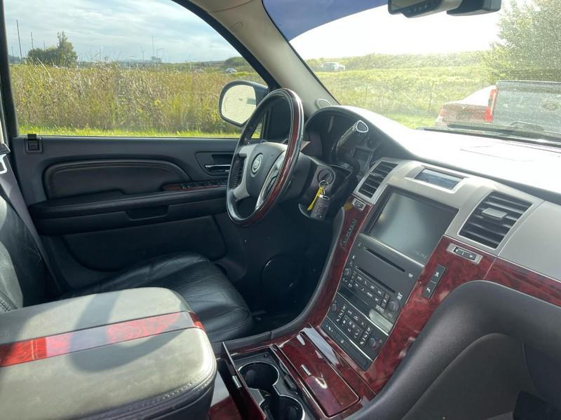 used 2008 Cadillac Escalade car