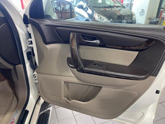 used 2014 GMC Acadia car, priced at $18,995