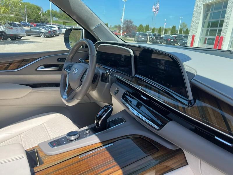 used 2023 Cadillac Escalade car, priced at $85,502