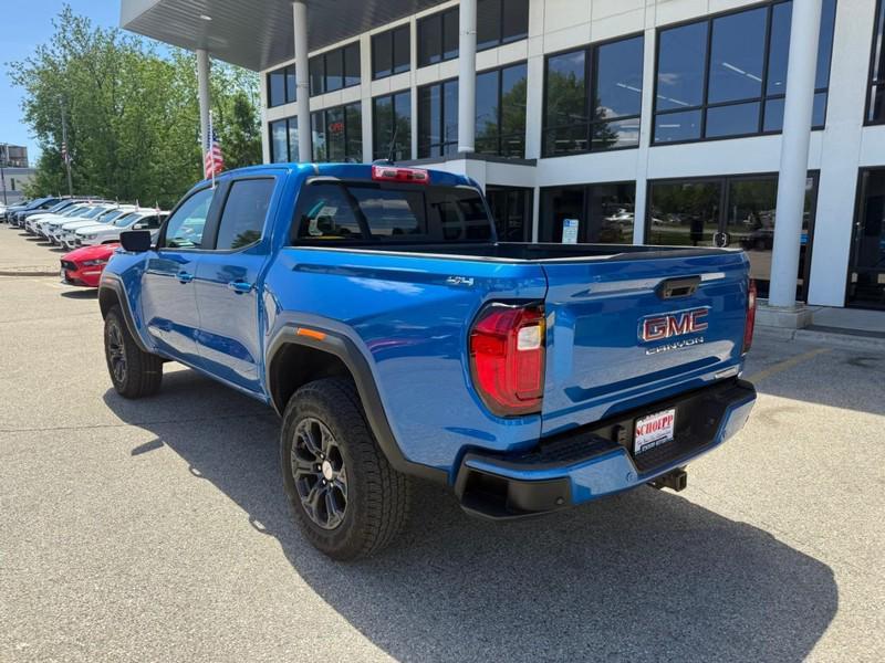 used 2023 GMC Canyon car, priced at $40,999