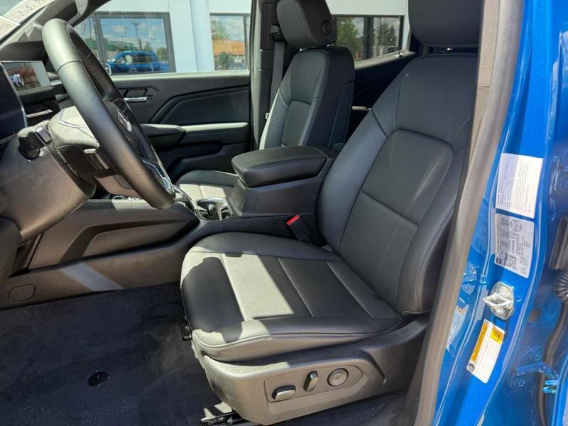 used 2023 GMC Canyon car, priced at $40,999