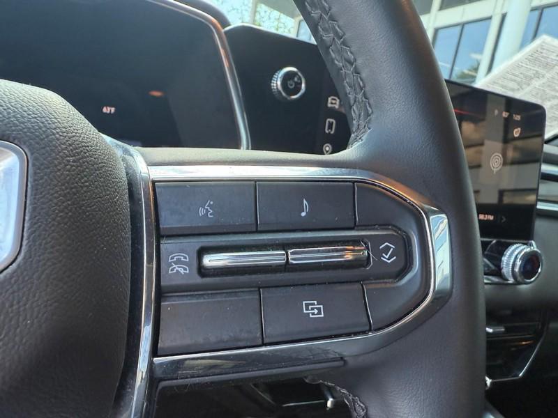 used 2023 GMC Canyon car, priced at $40,999