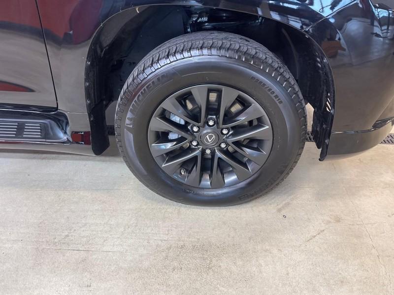 used 2023 Lexus GX 460 car, priced at $55,992
