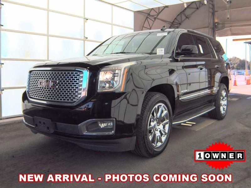used 2017 GMC Yukon car, priced at $30,995