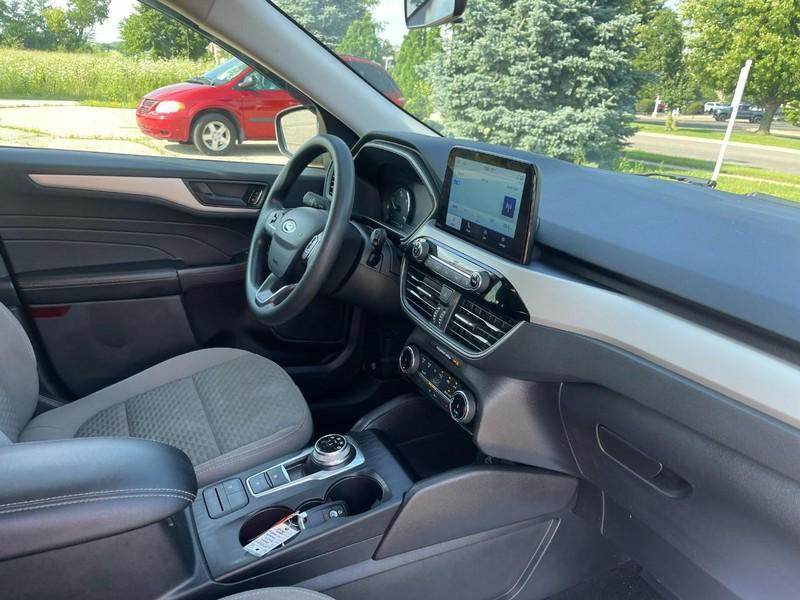 used 2022 Ford Escape car, priced at $19,996