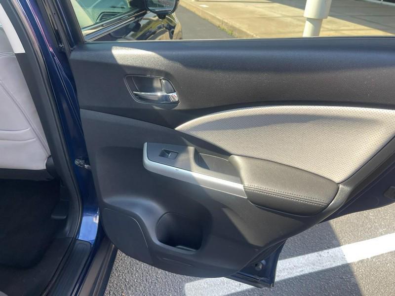 used 2015 Honda CR-V car, priced at $17,993