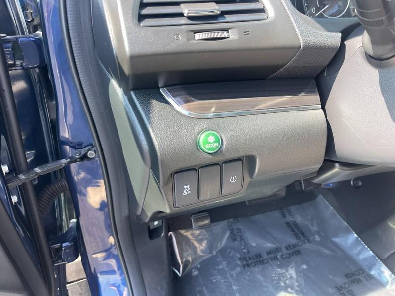 used 2015 Honda CR-V car, priced at $17,993