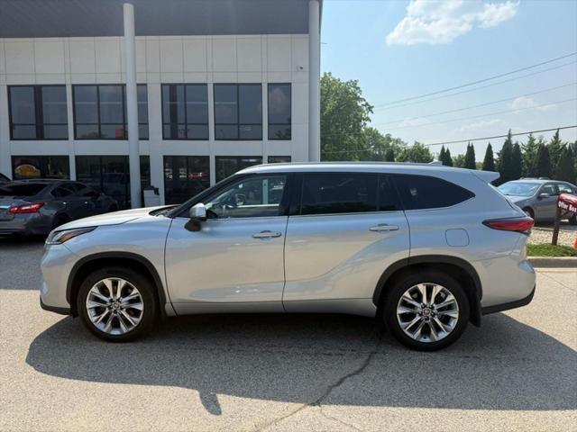 used 2020 Toyota Highlander car, priced at $29,954