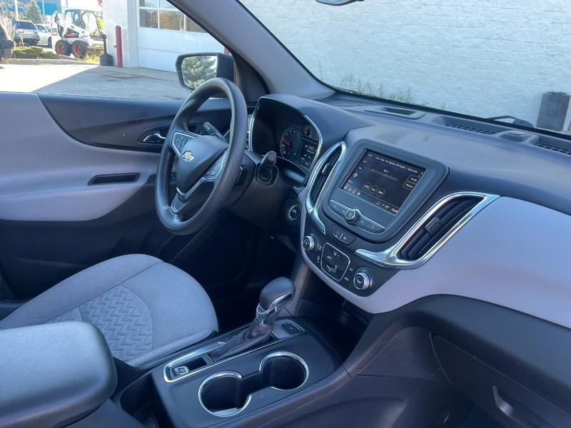 used 2022 Chevrolet Equinox car, priced at $18,995