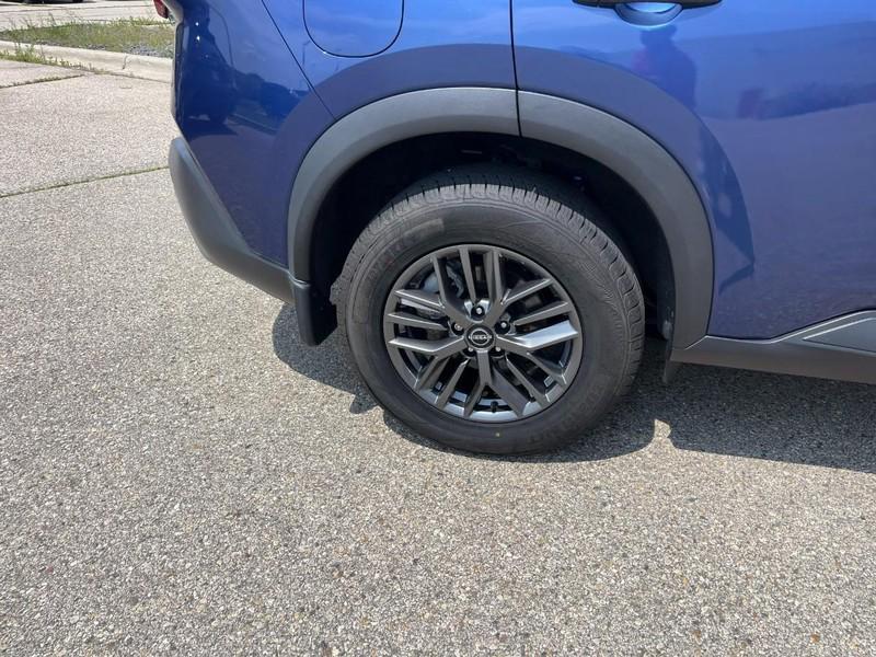 used 2023 Nissan Rogue car, priced at $19,993