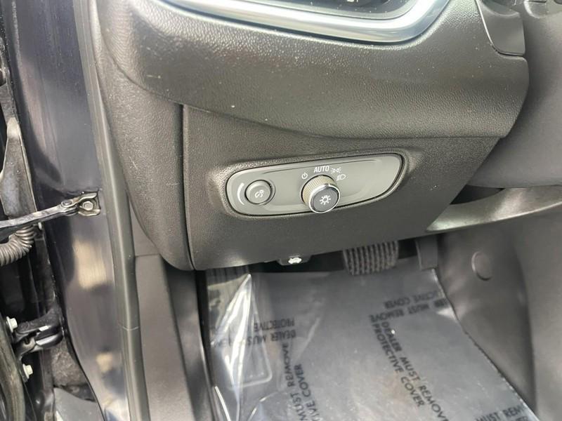 used 2020 Chevrolet Equinox car, priced at $13,996