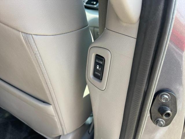 used 2014 Honda Odyssey car, priced at $10,900